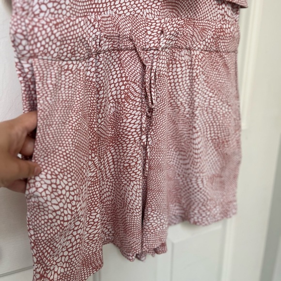 Halston Studio Pink & White Print Romper S - Picture 5 of 13